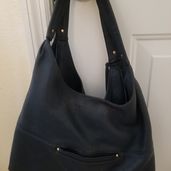 Michael Kors shoulder bag. - Picture 2 of 4